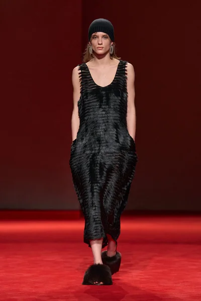 Look 38